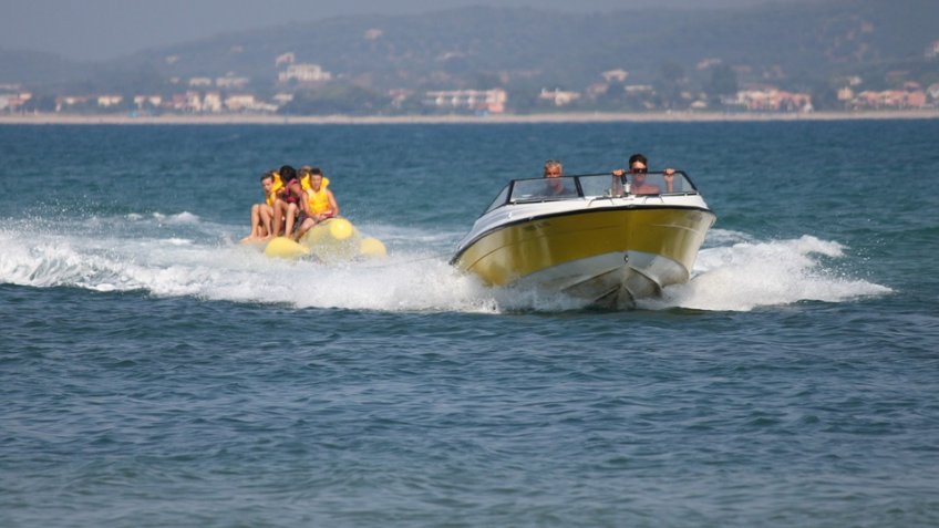 WATER EXPERIENCE - Banana Boat