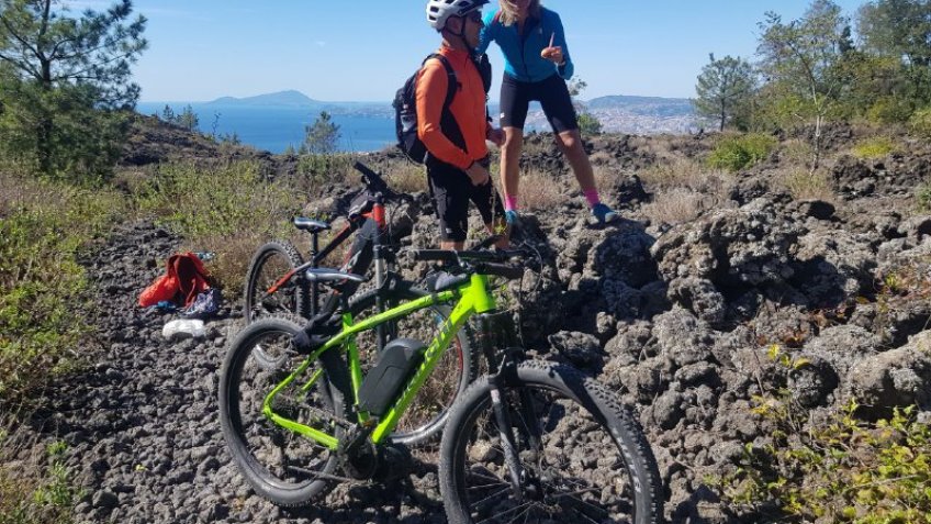 Mt Vesuvius E-Bike Tour