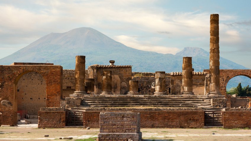 POMPEII & VESUVIUS (Recommended for those who don't like lunch)
