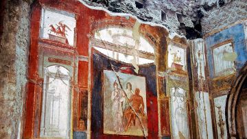 POMPEII HERCULANEUM FULL  DAY (8 HOURS) BY CAR 1/3 PAX